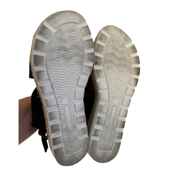 Bella Vita Black Wedge Sandals Women's Size 6.5 NWT - Picture 6 of 8